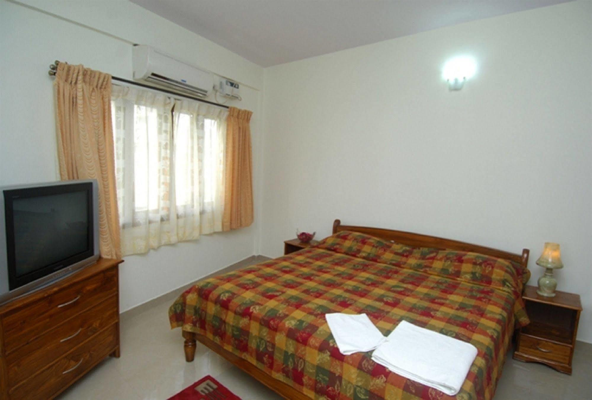 Oyo 6110 Thalassa Suites Bangalore Dış mekan fotoğraf